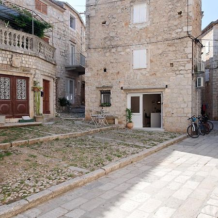 Apartment Kirinkin Vis Exterior foto