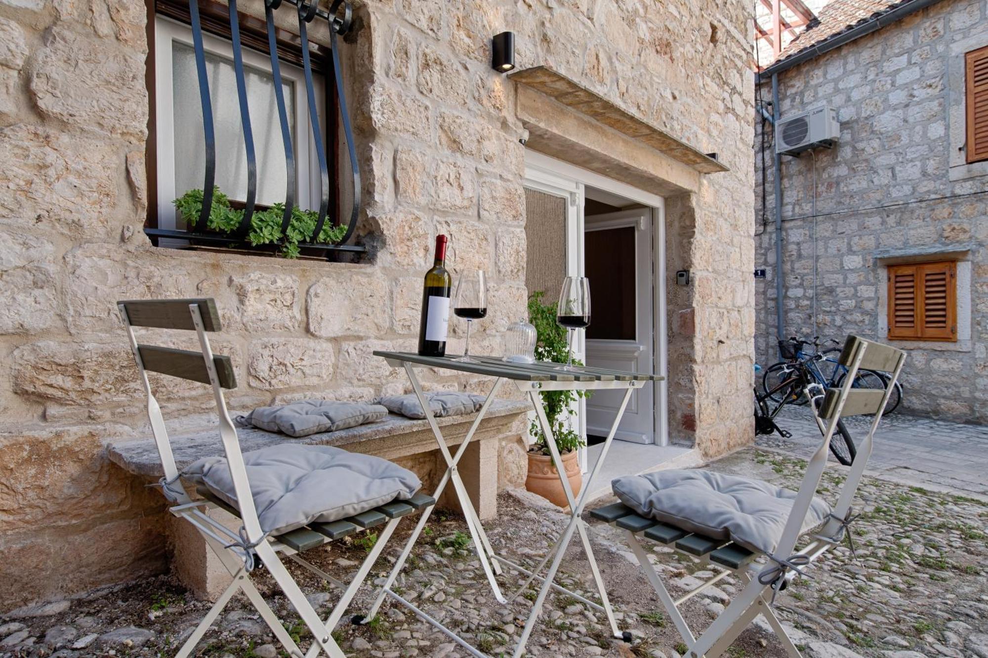 Apartment Kirinkin Vis Exterior foto
